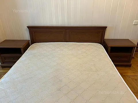 Satılır 3 otaqlı köhnə tikili 84 m²