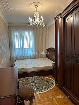 Satılır 3 otaqlı köhnə tikili 84 m²