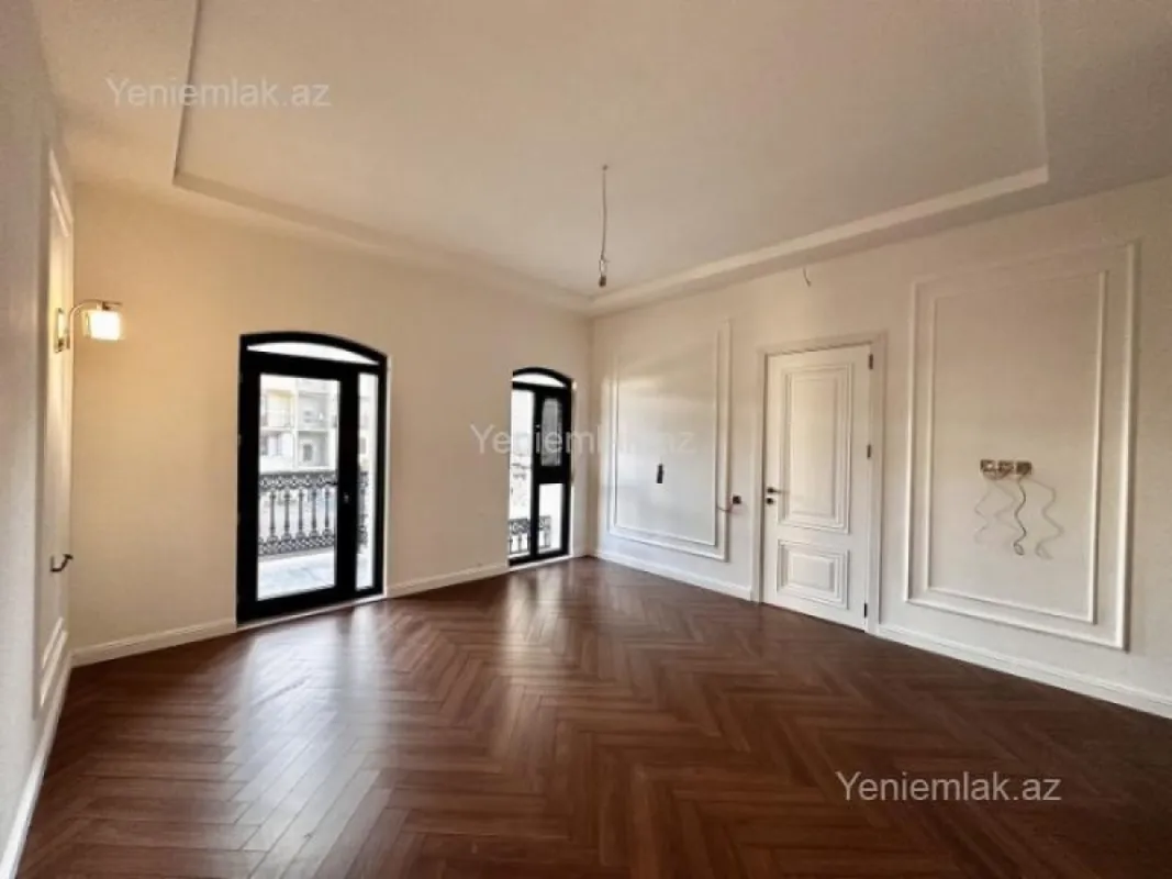 Satılır 7 otaqlı həyət evi 360 m²