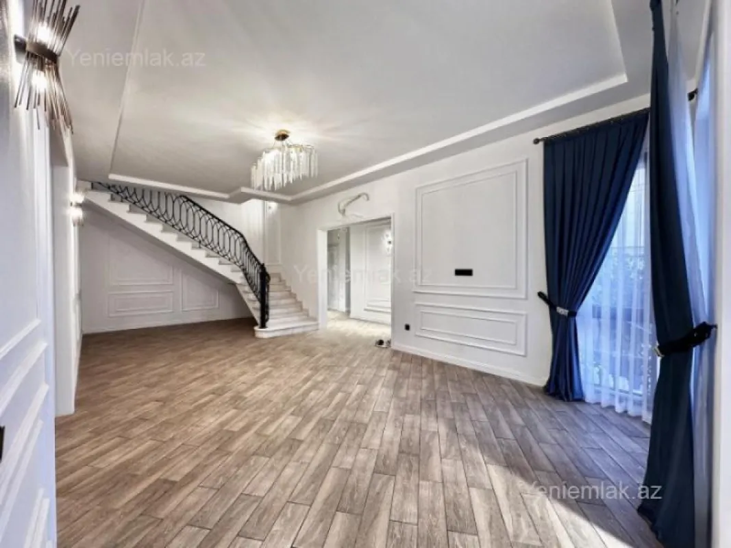 Satılır 7 otaqlı həyət evi 360 m²
