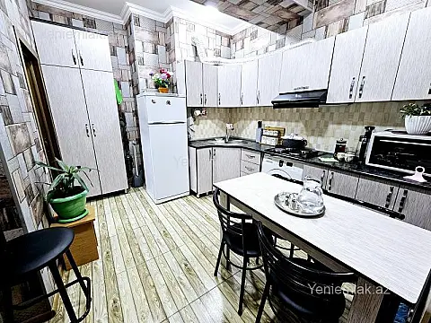 Satılır 3 otaqlı yeni tikili 84 m²
