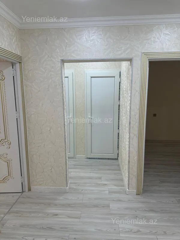 Satılır 3 otaqlı köhnə tikili 80 m²