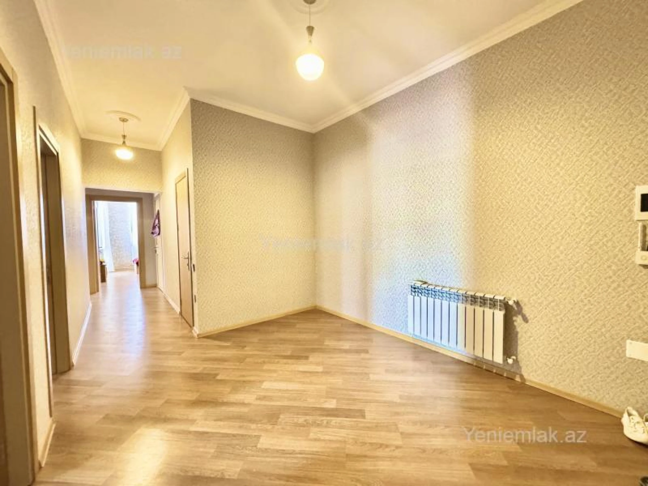 Satılır 3 otaqlı yeni tikili 125 m²
