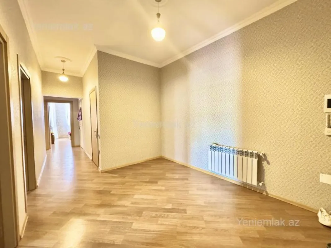 Satılır 3 otaqlı yeni tikili 125 m²