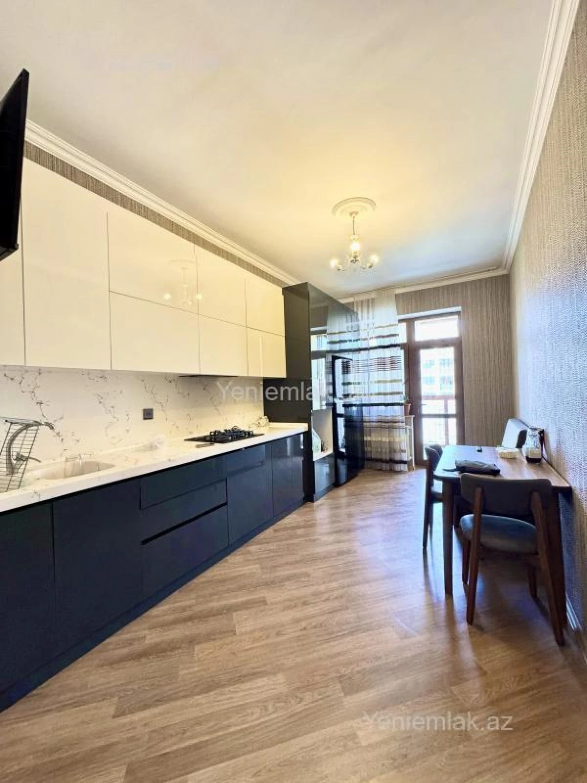 Satılır 3 otaqlı yeni tikili 125 m²