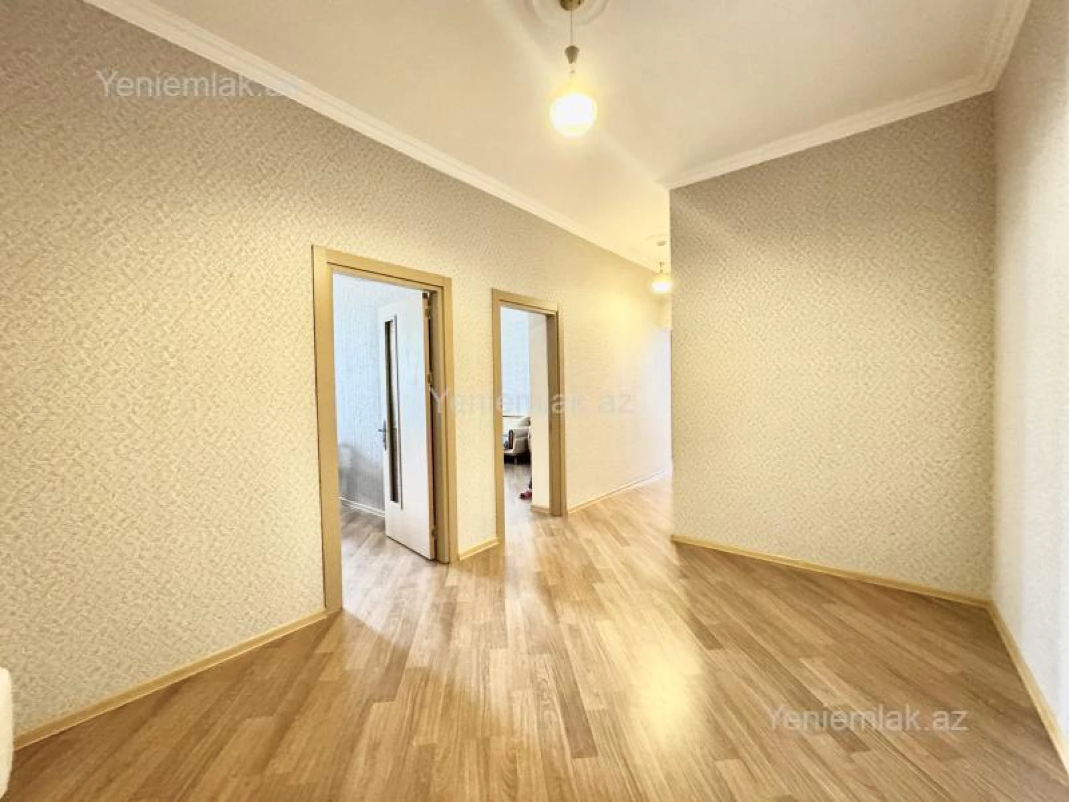 Satılır 3 otaqlı yeni tikili 125 m²