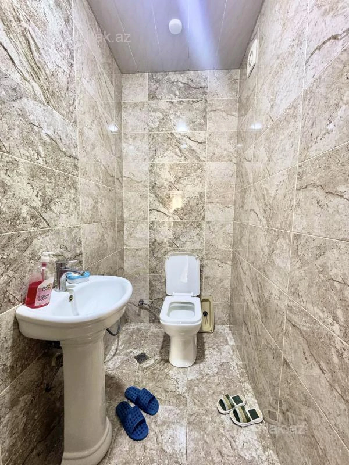 Satılır 3 otaqlı yeni tikili 125 m²
