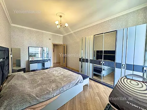 Satılır 3 otaqlı yeni tikili 125 m²