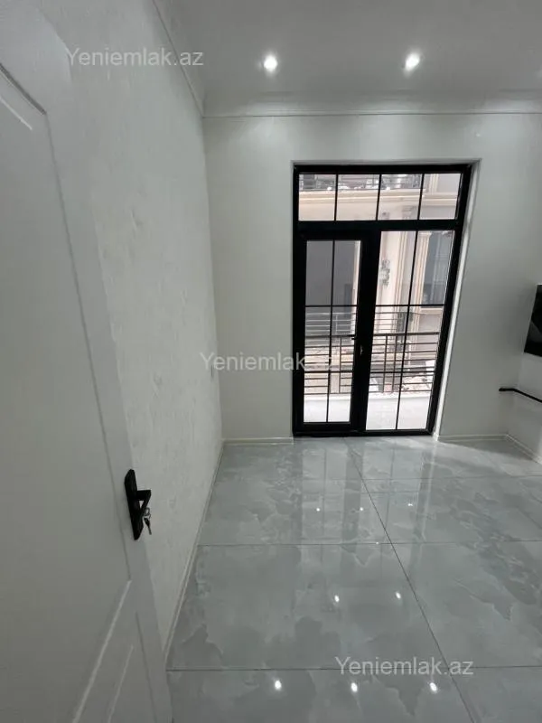Satılır 2 otaqlı yeni tikili 60 m²