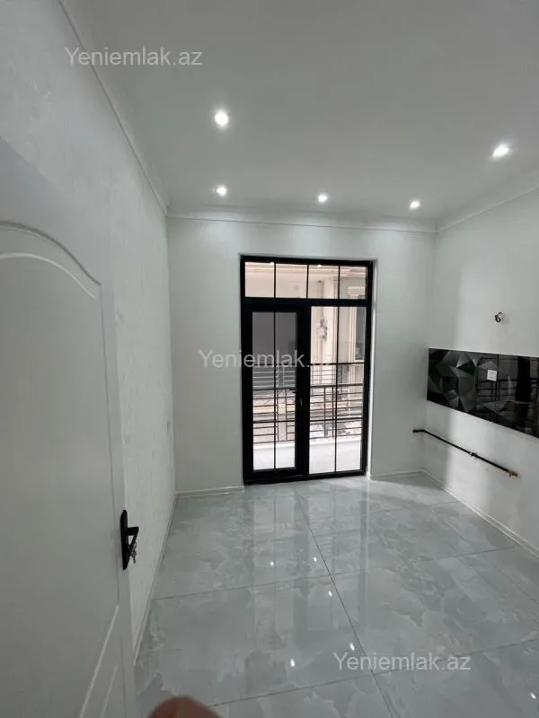 Satılır 2 otaqlı yeni tikili 60 m²