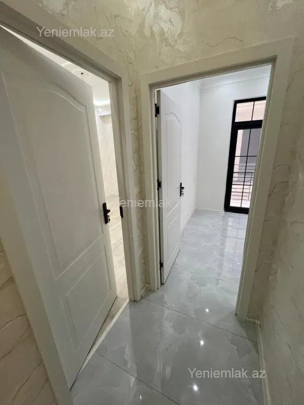 Satılır 2 otaqlı yeni tikili 60 m²