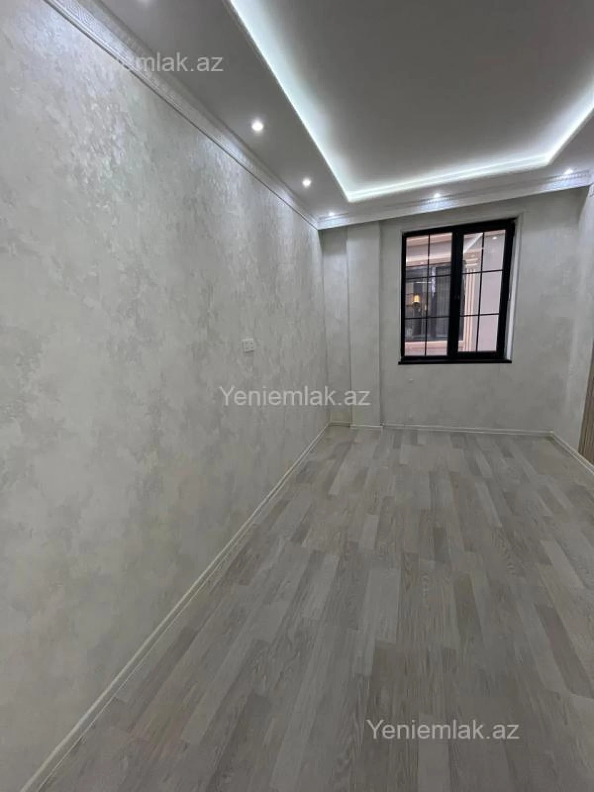 Satılır 2 otaqlı yeni tikili 60 m²