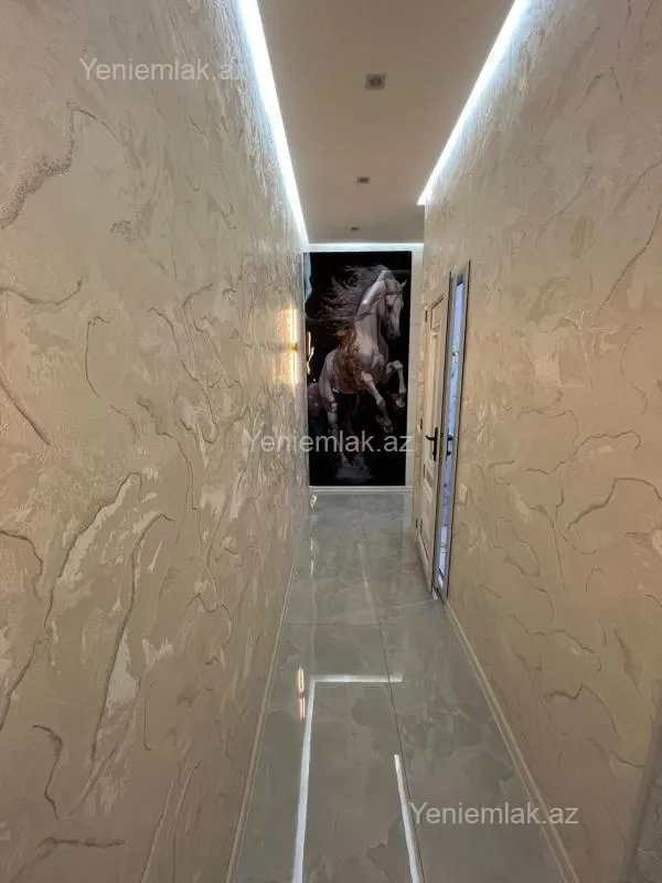 Satılır 2 otaqlı yeni tikili 60 m²