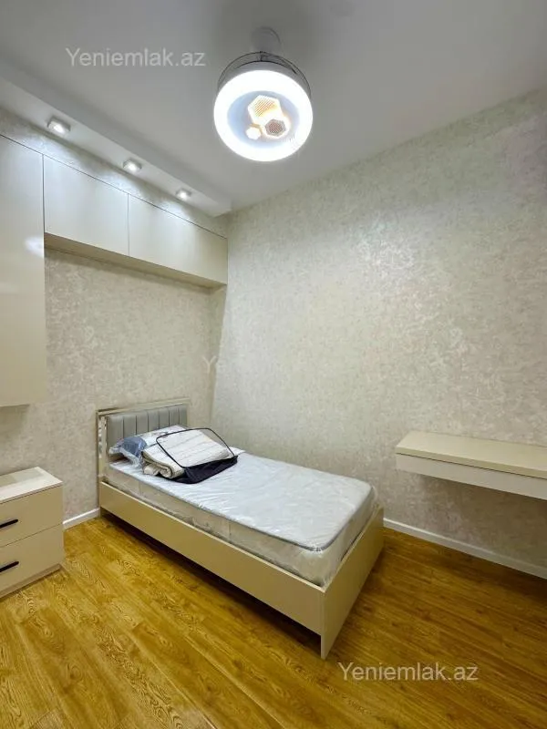 Satılır 3 otaqlı yeni tikili 63 m²