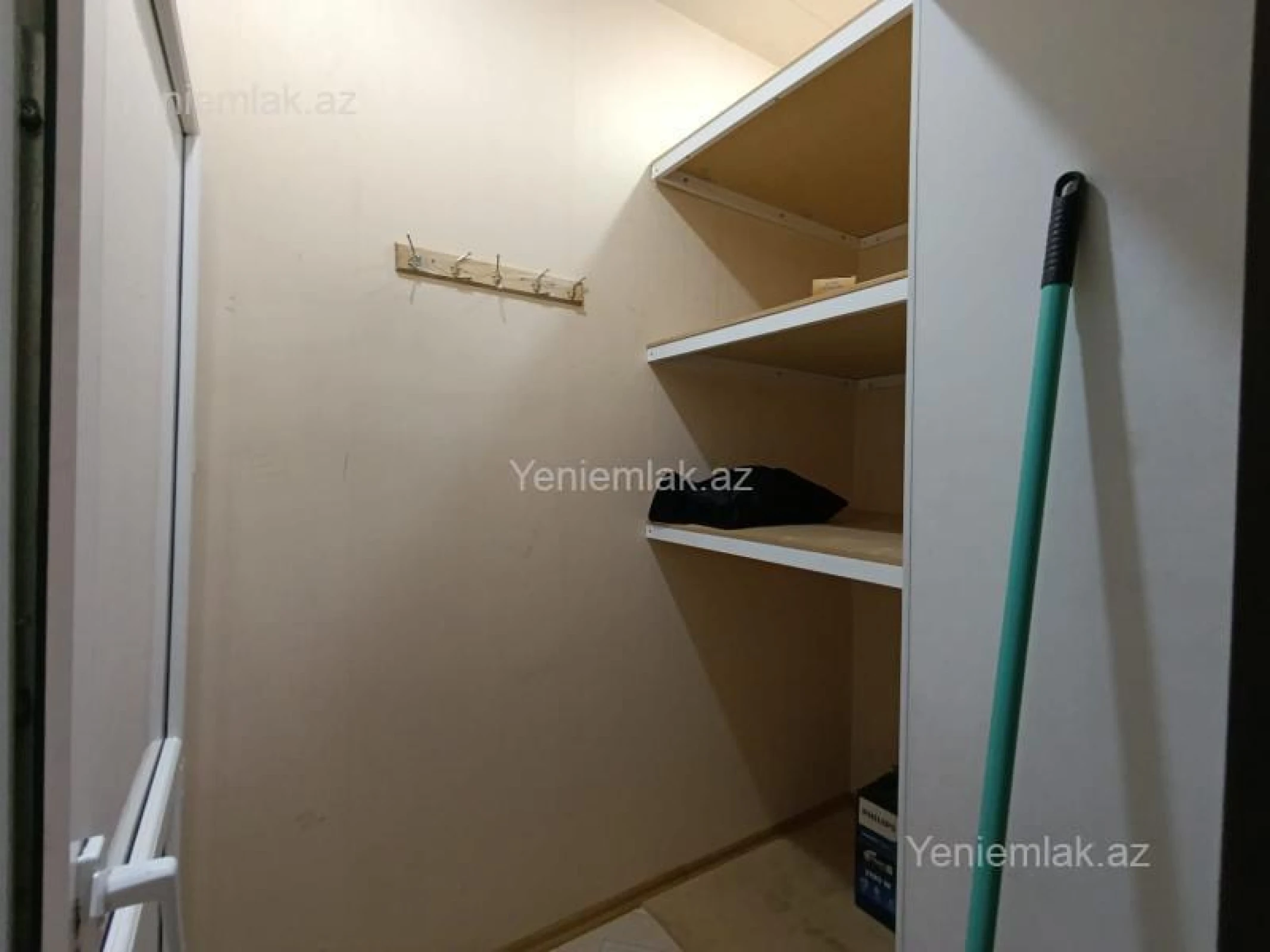 Satılır 3 otaqlı yeni tikili 130 m²