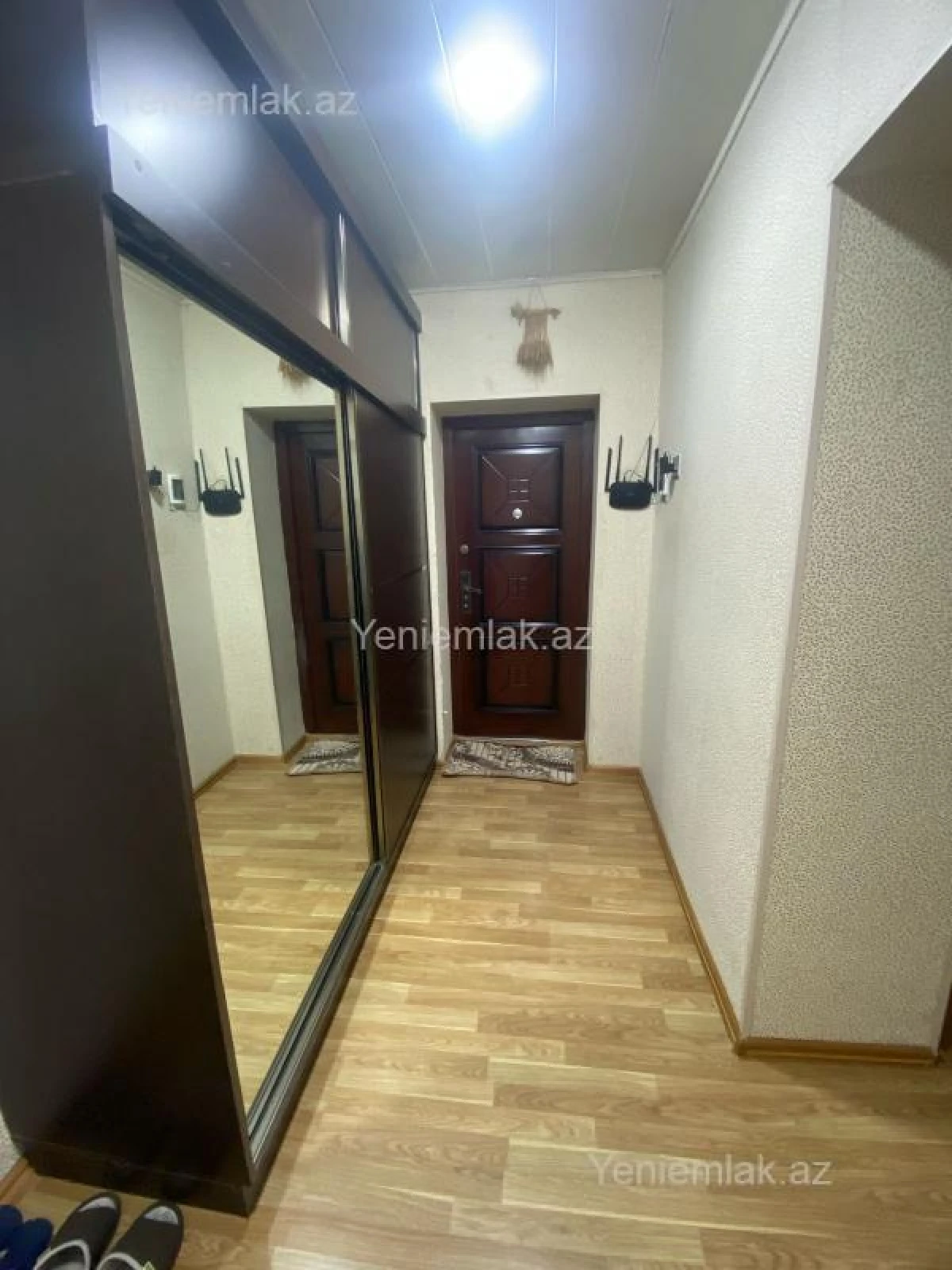 Satılır 4 otaqlı köhnə tikili 100 m²