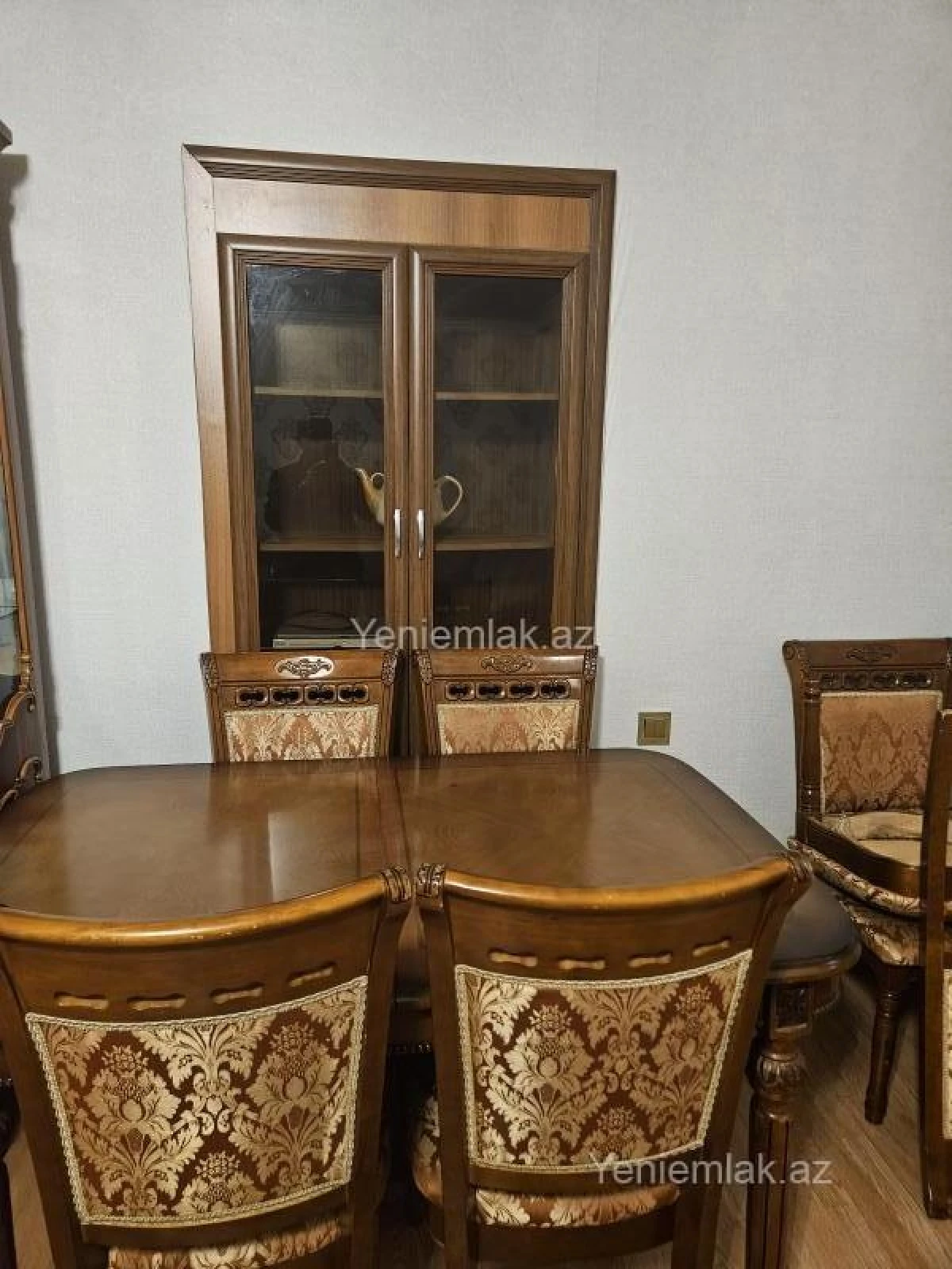 Satılır 4 otaqlı köhnə tikili 72 m²