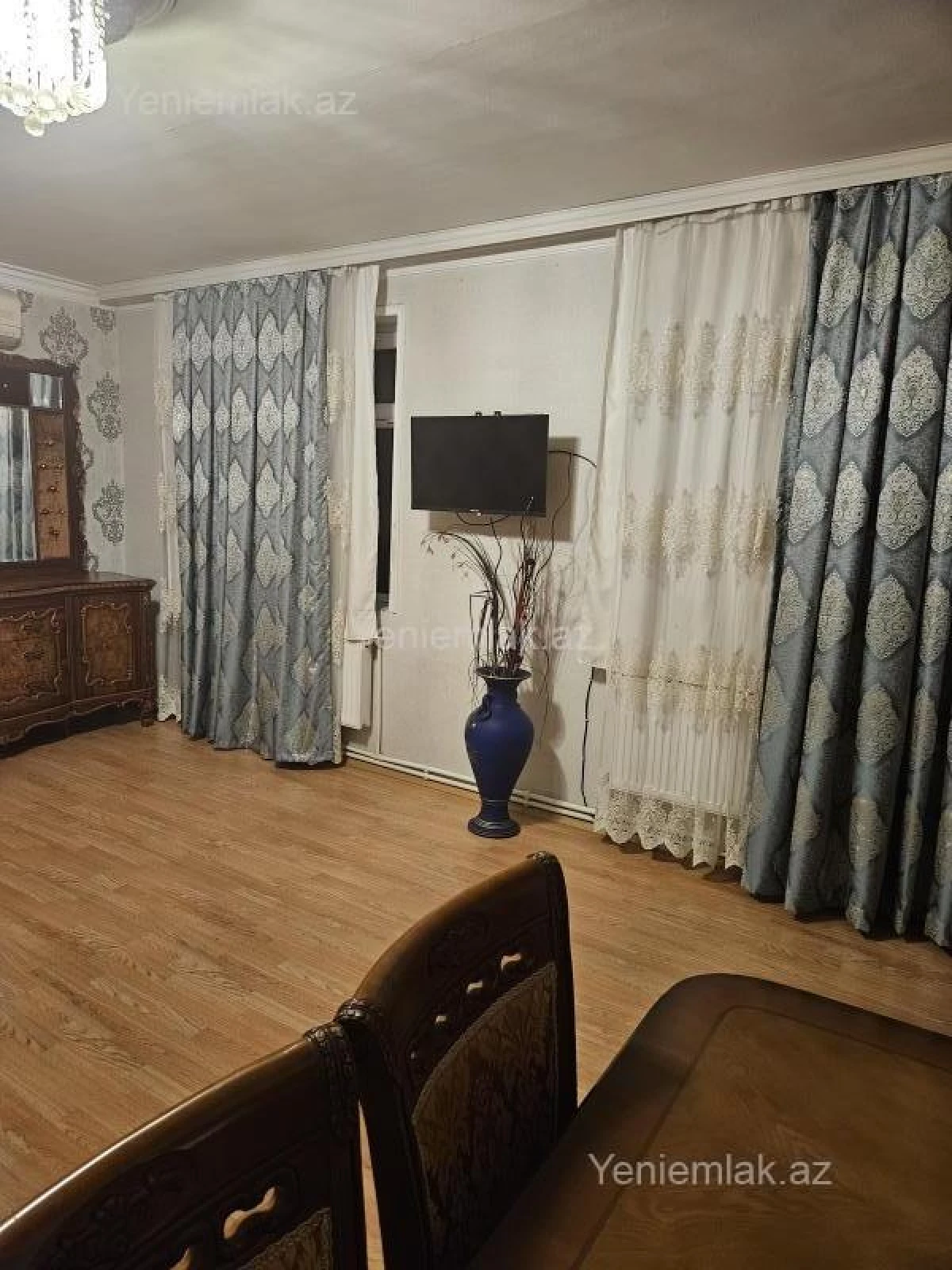 Satılır 4 otaqlı köhnə tikili 72 m²