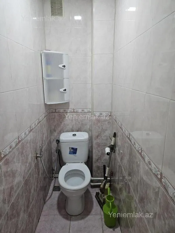 Satılır 4 otaqlı köhnə tikili 72 m²