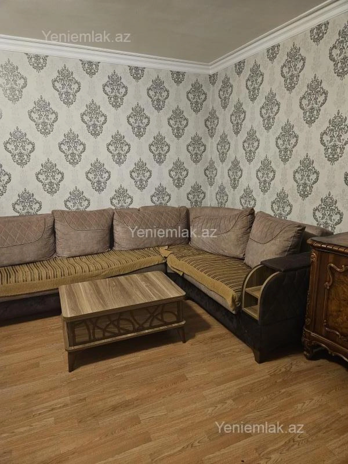 Satılır 4 otaqlı köhnə tikili 72 m²