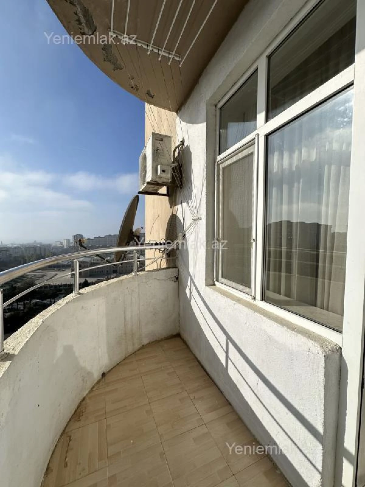 Satılır 2 otaqlı yeni tikili 82 m²