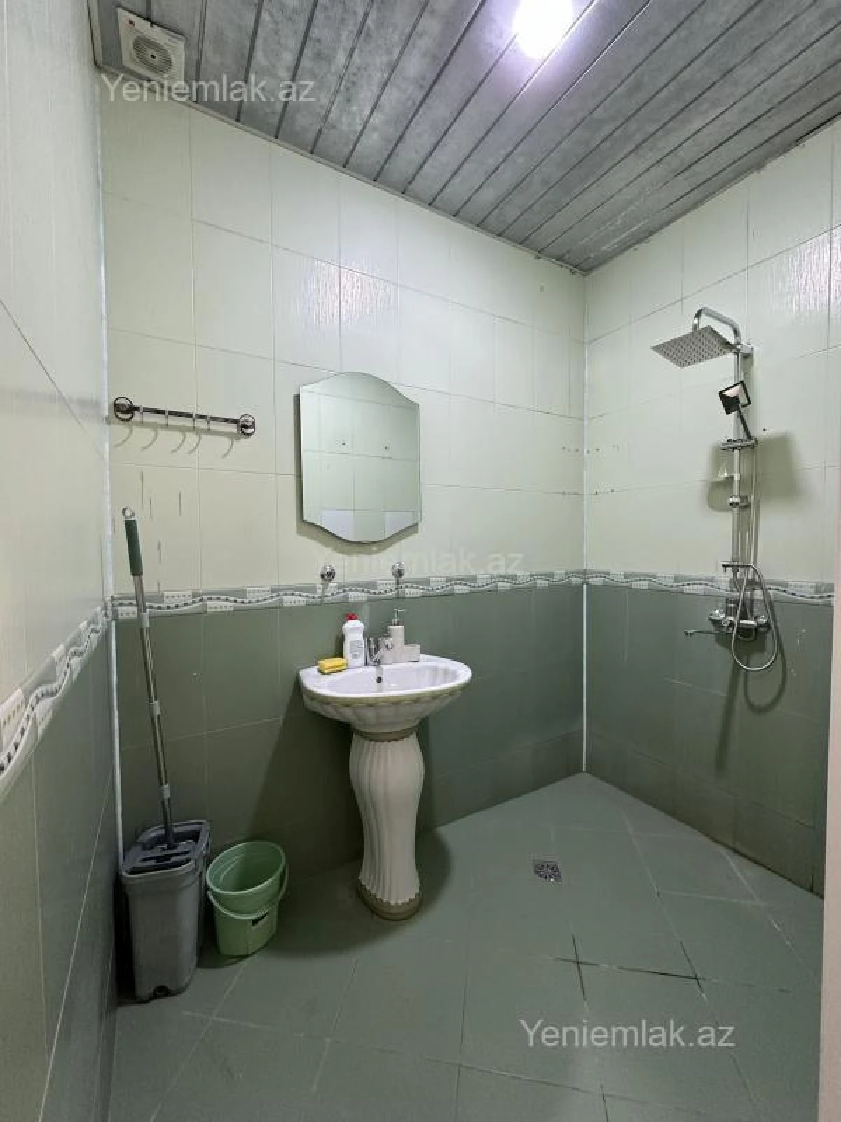 Satılır 2 otaqlı yeni tikili 82 m²