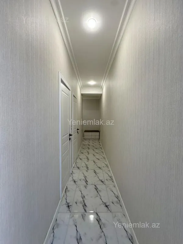 Satılır 2 otaqlı yeni tikili 82 m²