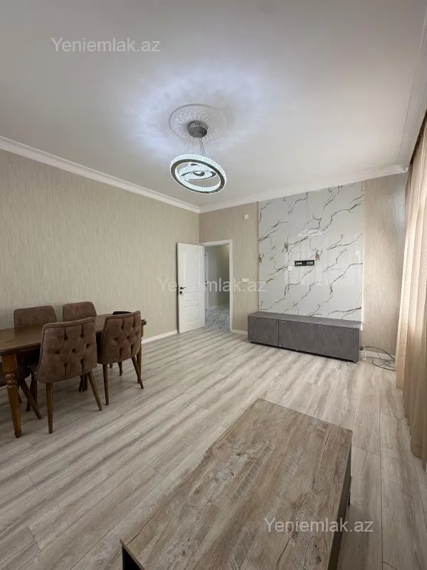 Satılır 2 otaqlı yeni tikili 82 m²