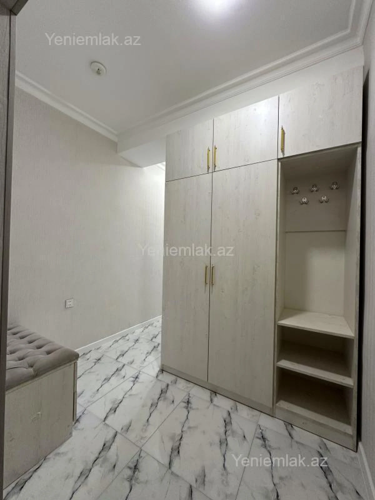 Satılır 2 otaqlı yeni tikili 82 m²