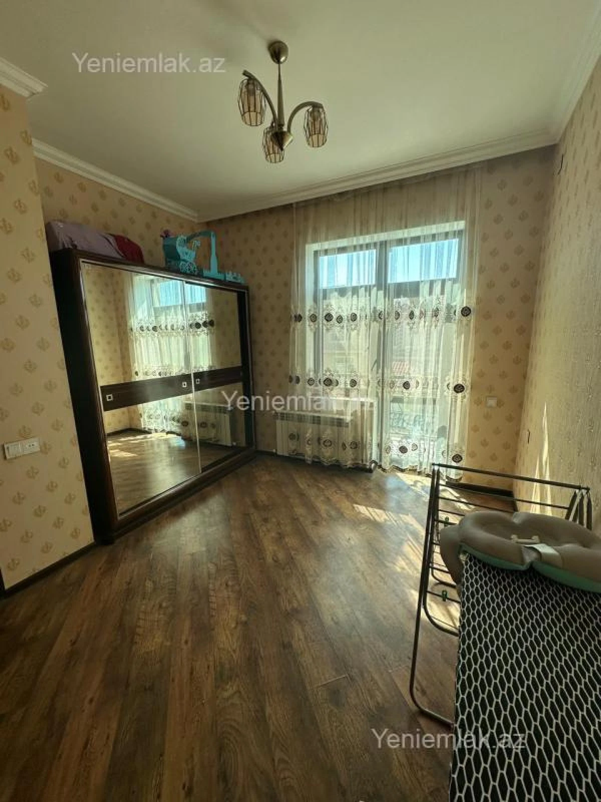 Satılır 4 otaqlı həyət evi 140 m²