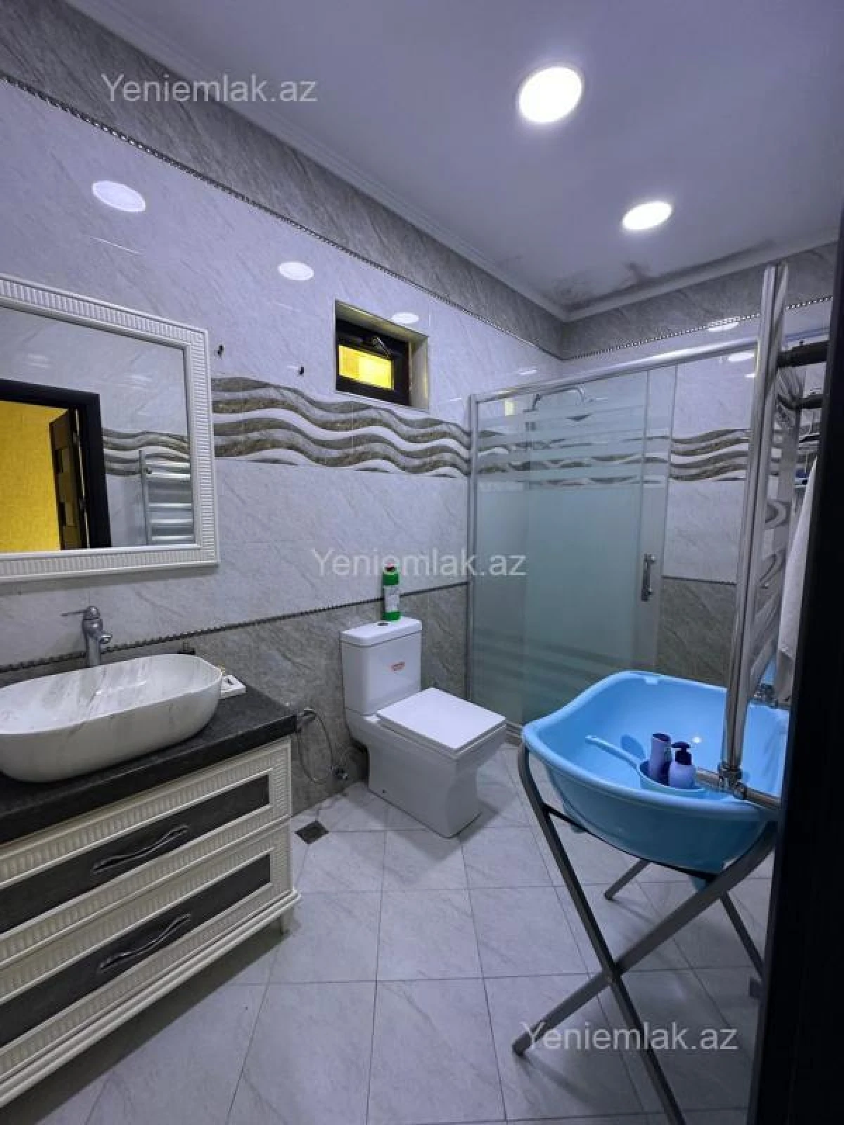 Satılır 4 otaqlı həyət evi 140 m²