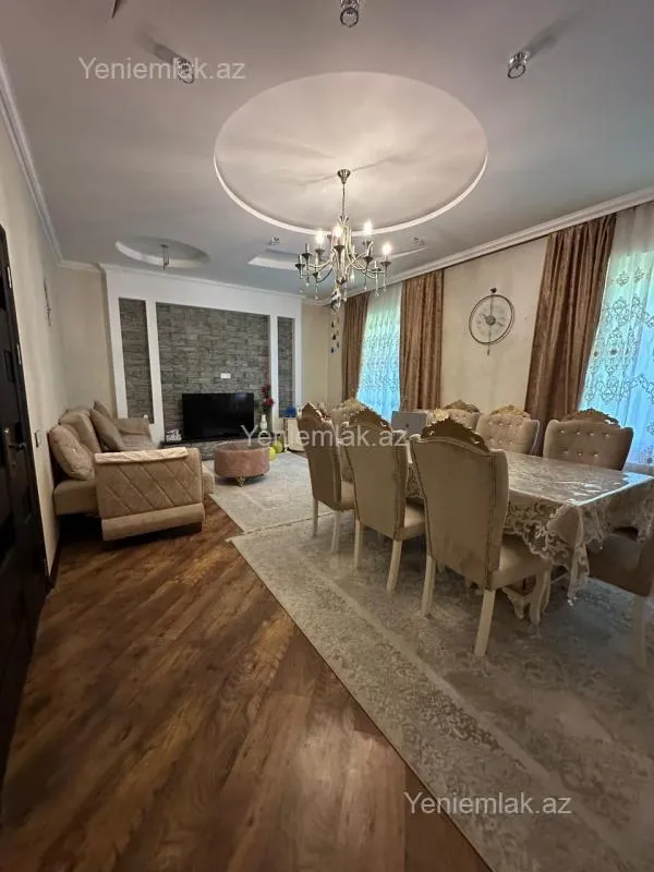 Satılır 4 otaqlı həyət evi 140 m²