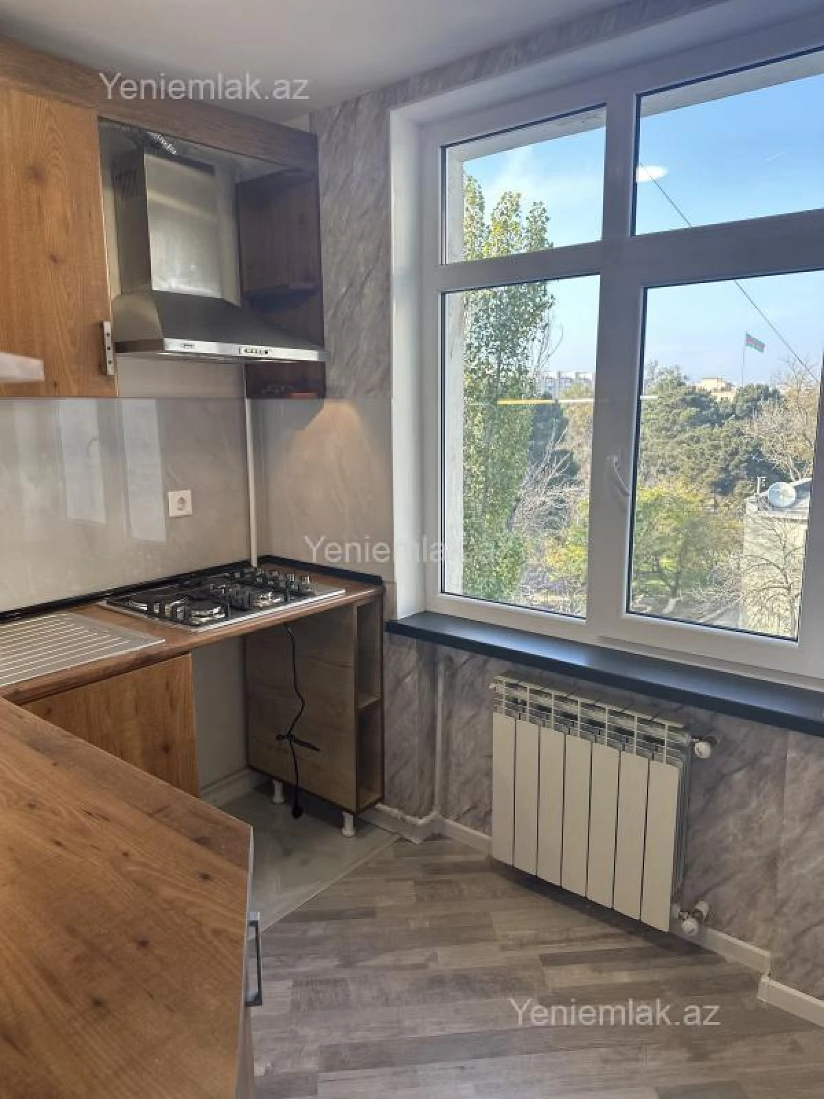 Satılır 2 otaqlı köhnə tikili 49 m²