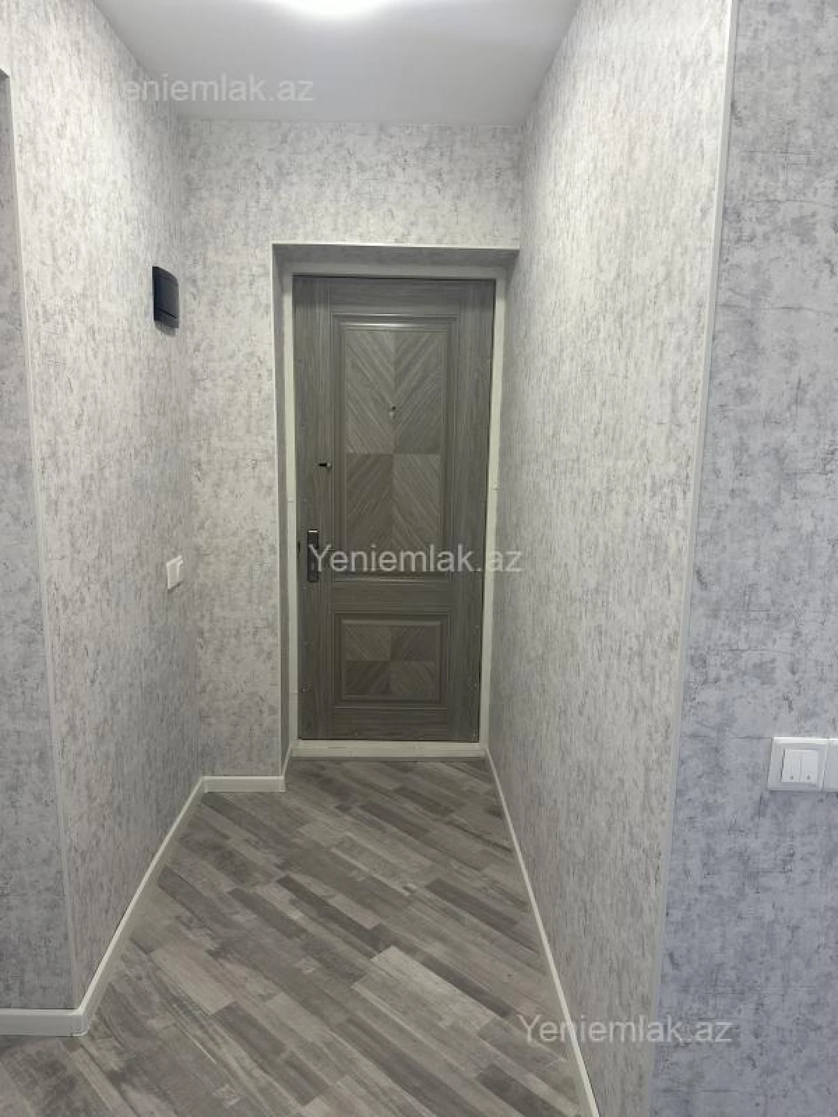 Satılır 2 otaqlı köhnə tikili 49 m²