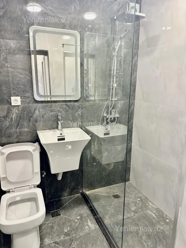 Satılır 2 otaqlı köhnə tikili 49 m²
