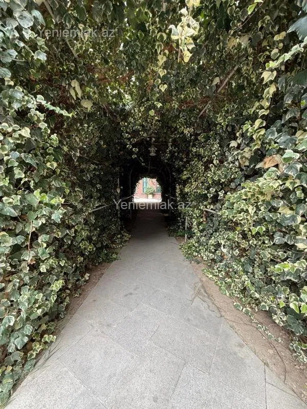 Satılır 2 otaqlı yeni tikili 70 m²