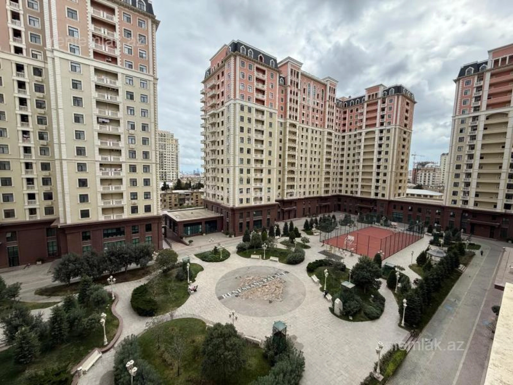Satılır 2 otaqlı yeni tikili 70 m²