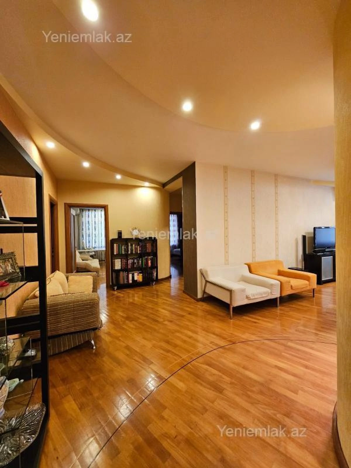 Satılır 4 otaqlı yeni tikili 148 m²