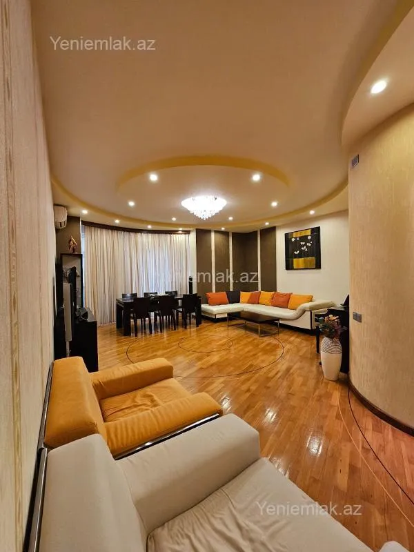 Satılır 4 otaqlı yeni tikili 148 m²