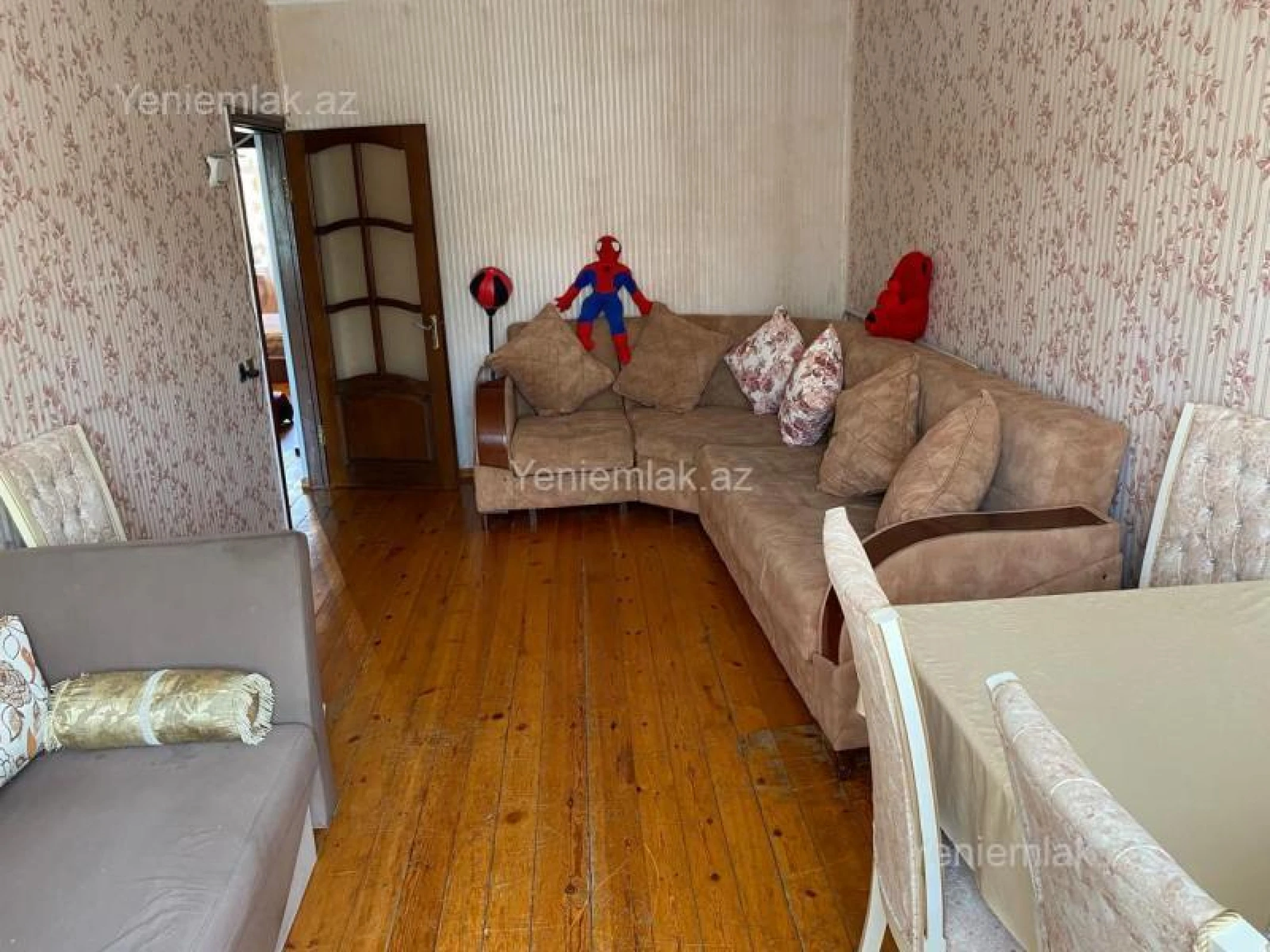 Satılır 3 otaqlı köhnə tikili 65 m²