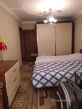 Satılır 2 otaqlı köhnə tikili 65 m²