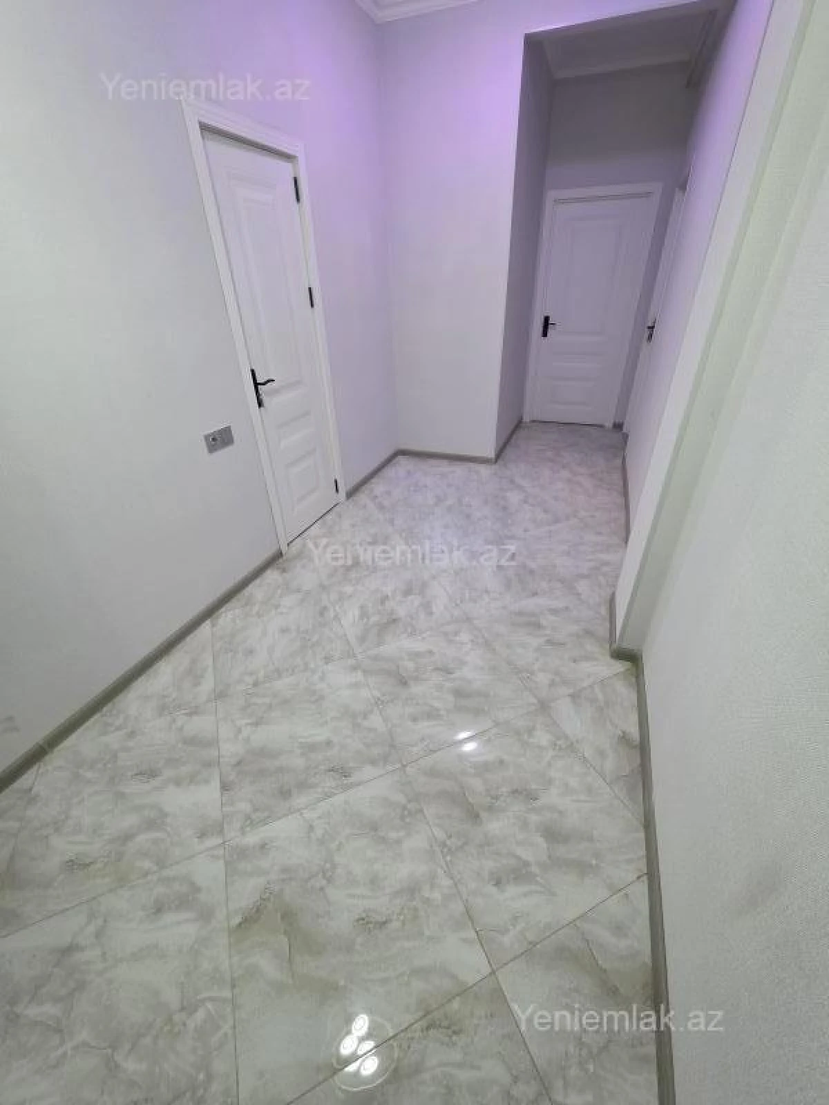 Satılır 2 otaqlı yeni tikili 61.5 m²