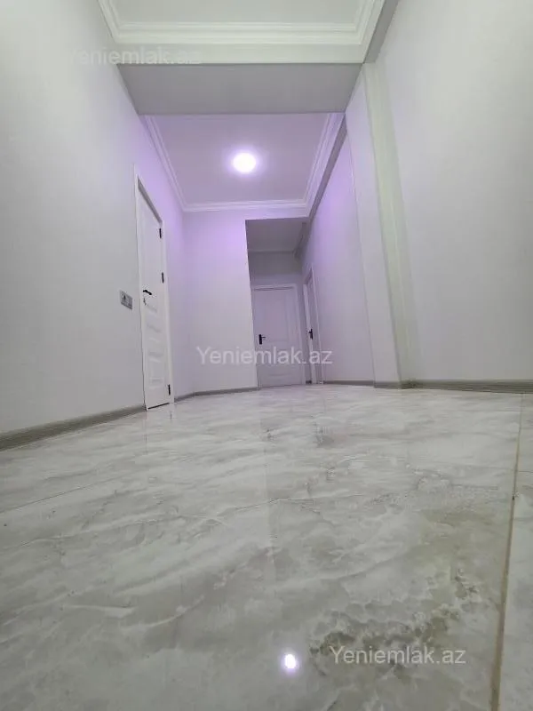 Satılır 2 otaqlı yeni tikili 61.5 m²
