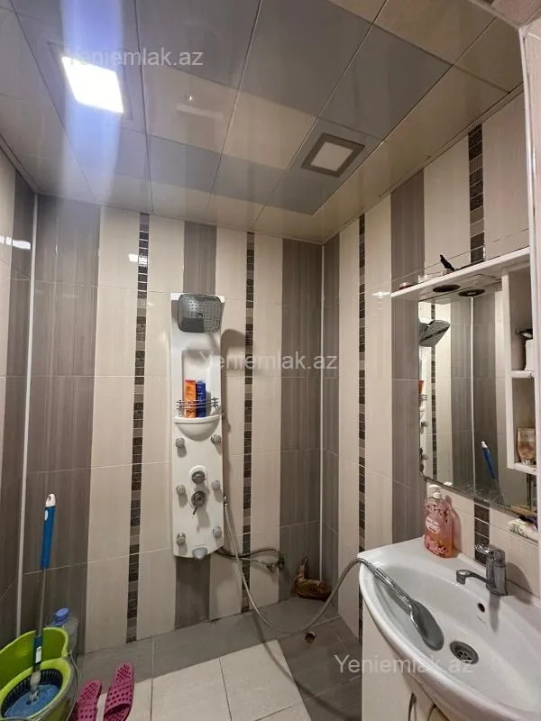 Satılır 4 otaqlı köhnə tikili 95 m²