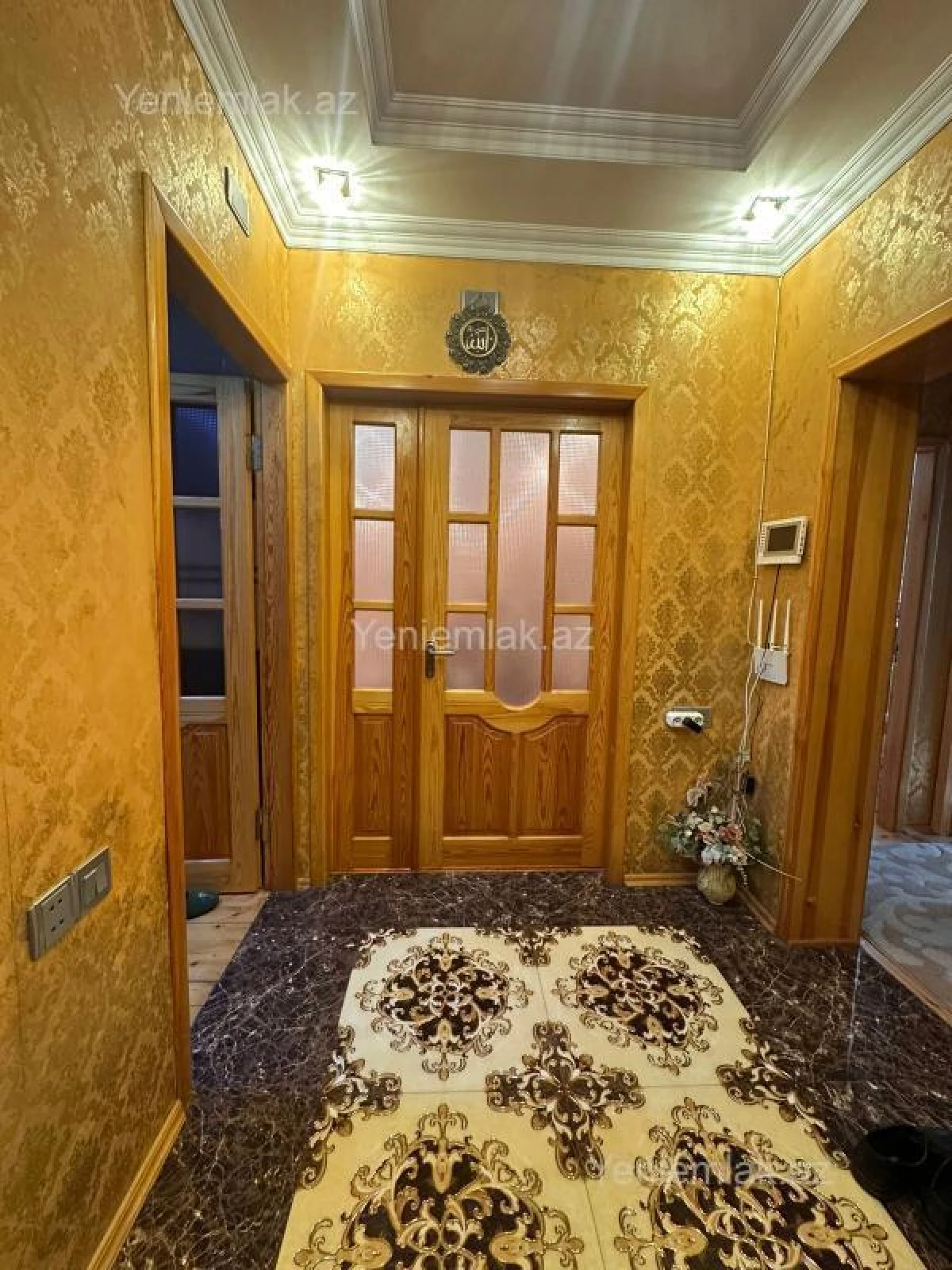 Satılır 4 otaqlı köhnə tikili 95 m²