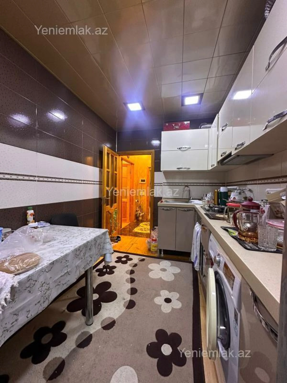 Satılır 4 otaqlı köhnə tikili 95 m²