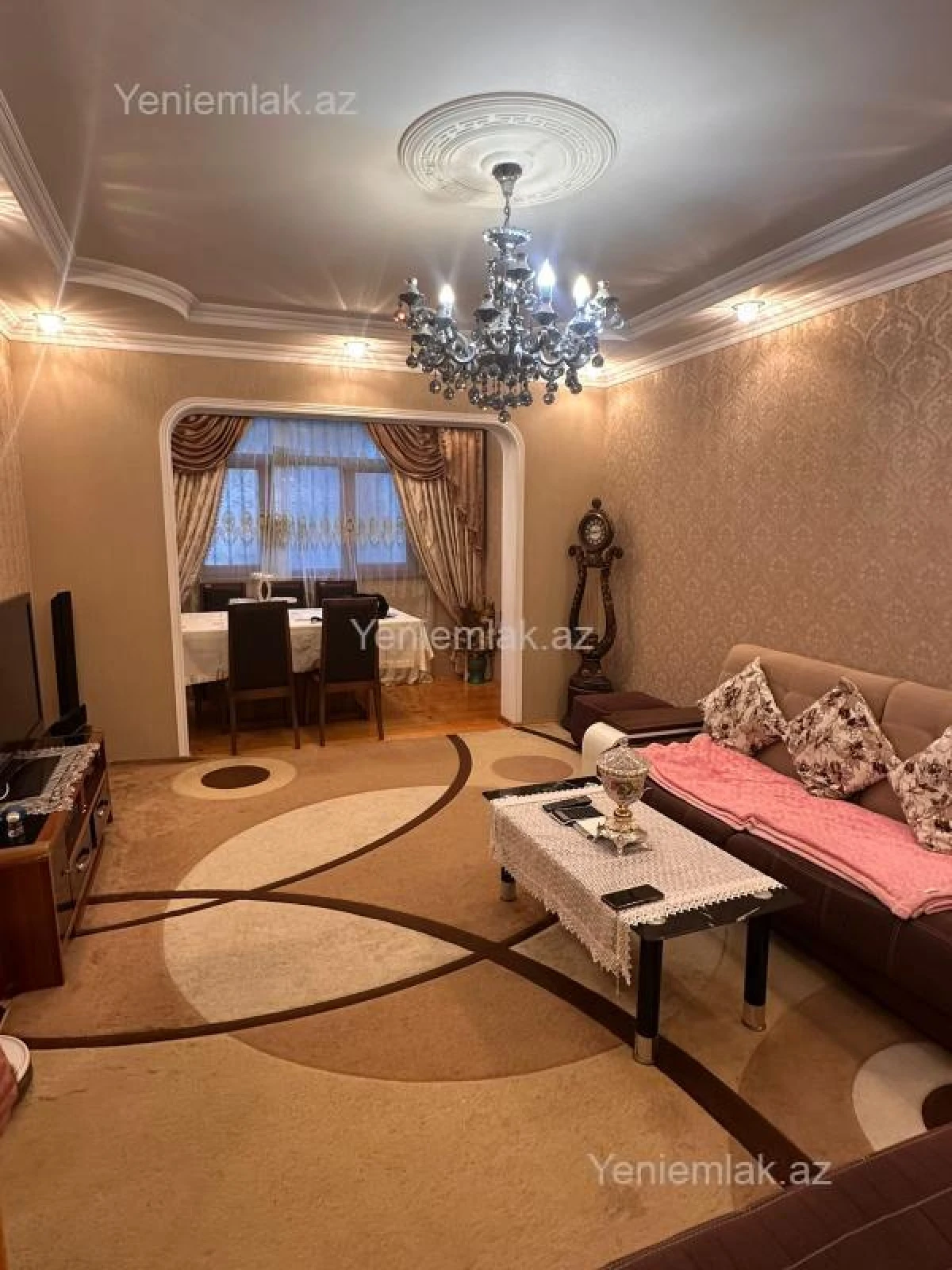 Satılır 4 otaqlı köhnə tikili 95 m²
