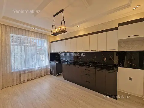 Satılır 4 otaqlı həyət evi 125 m²