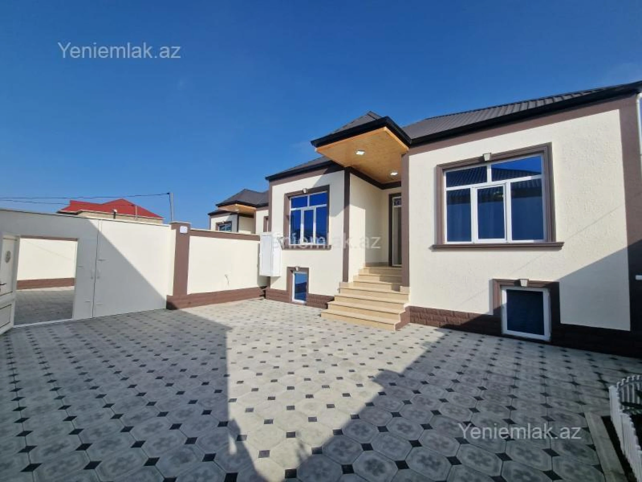 Satılır 4 otaqlı həyət evi 125 m²