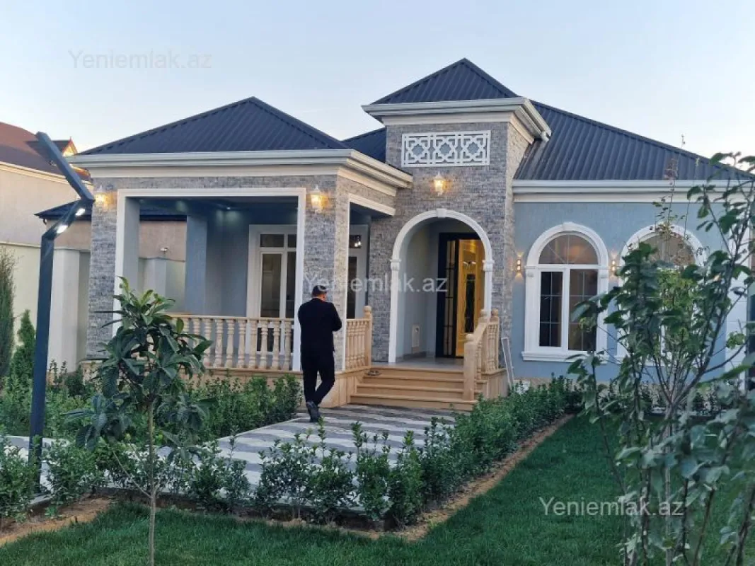 Satılır 4 otaqlı həyət evi 145 m²